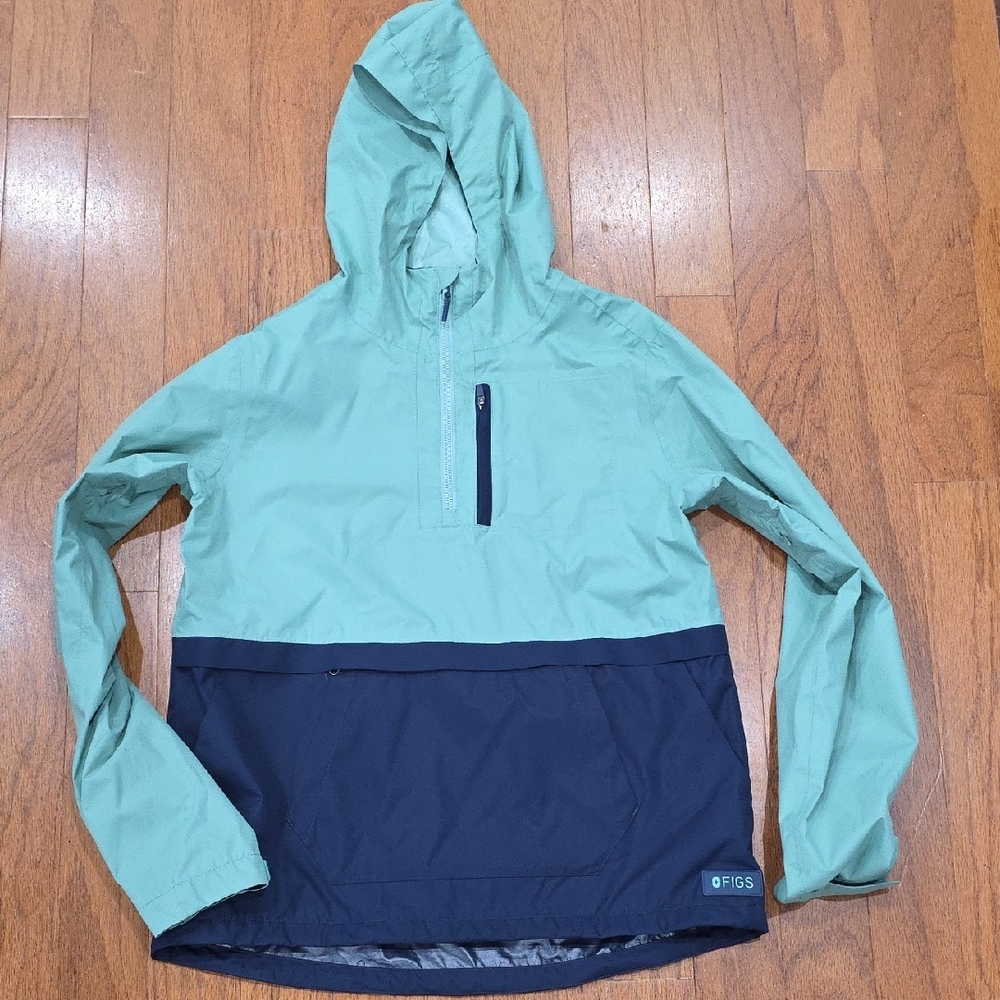 Figs Mint and‎ Navy Hooded Pullover